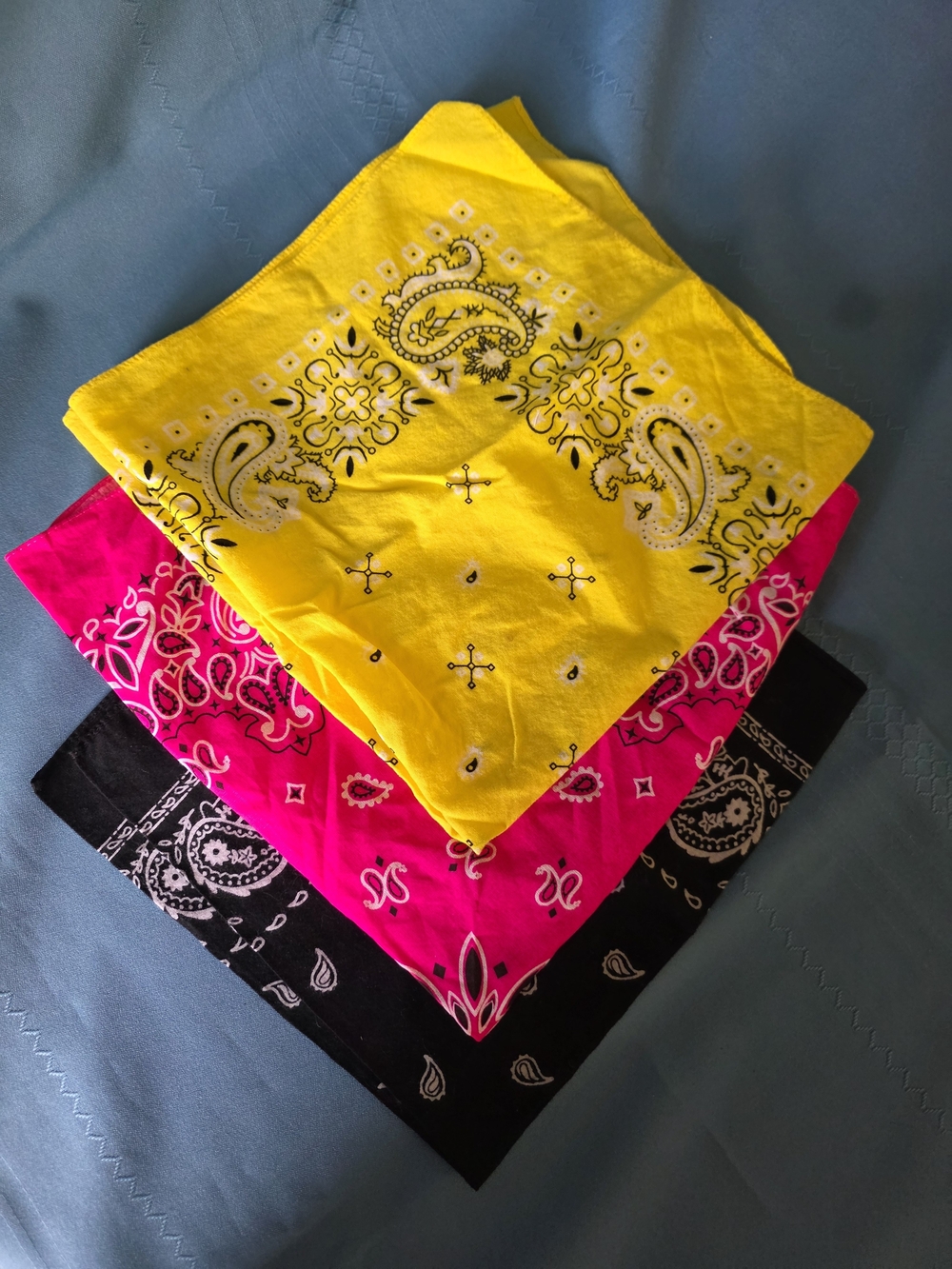 Pack of 3 Paisley Bandanas - Yellow, Hot Pink, Black Y2K